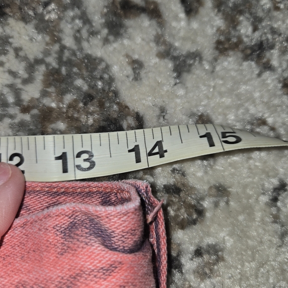 Womens Wrangler Denim cutoff shorts pinkish red - Picture 4 of 6